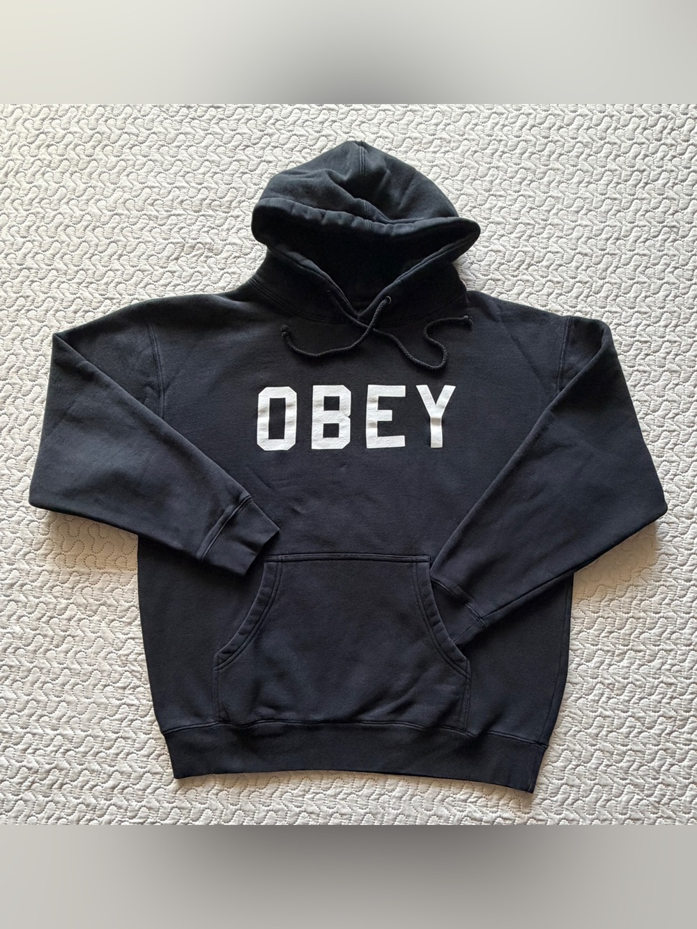 OBEY Men’s Large Black Logo Graphic Pullover Hoodie Streetwear Faded